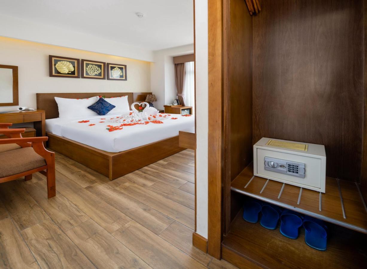 Saphia Hotel Nha Trang Exterior foto